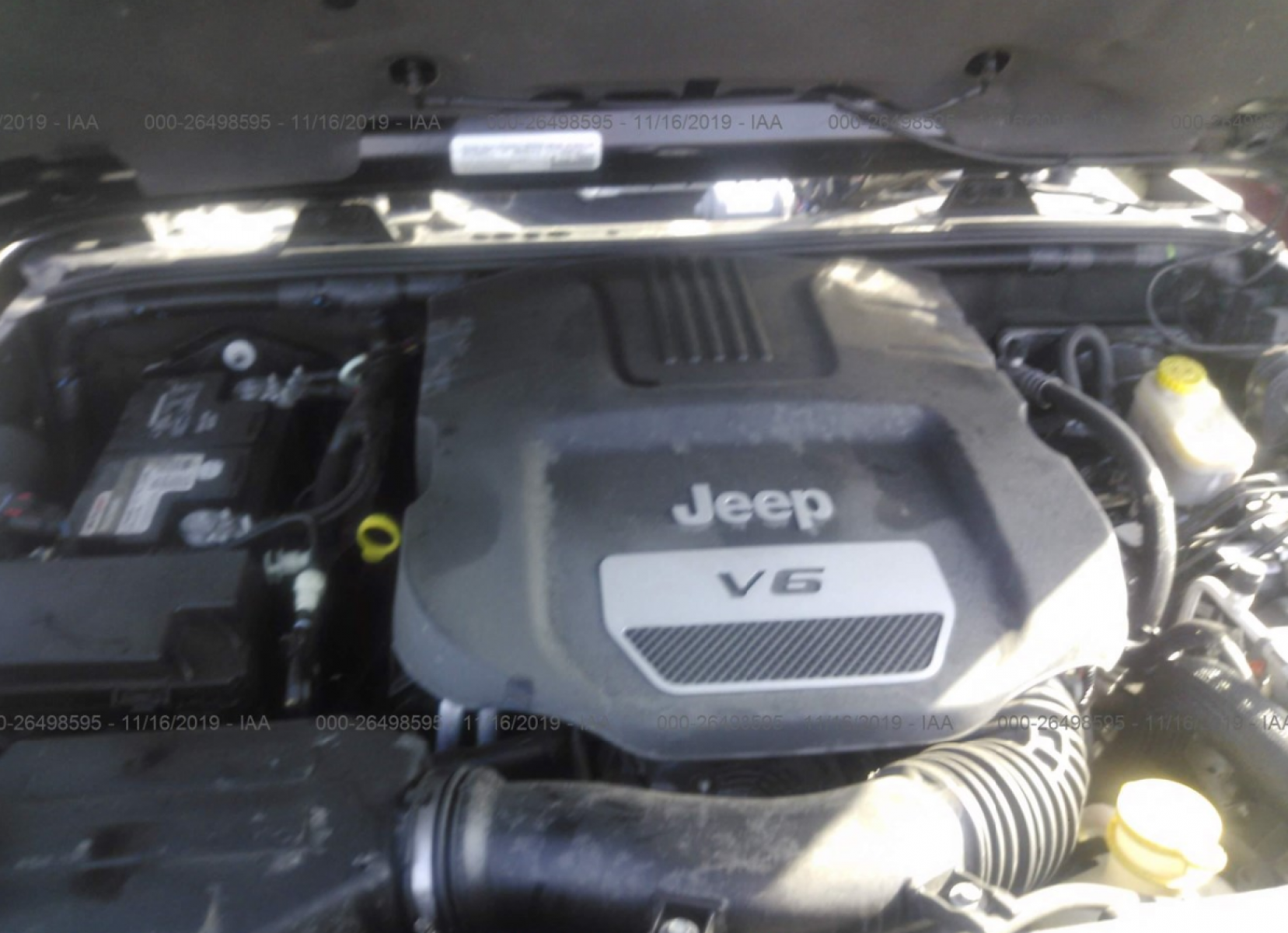 Jeep Wrangler Sahara 3,6 2015 Auta z USA Suchorz 4x4